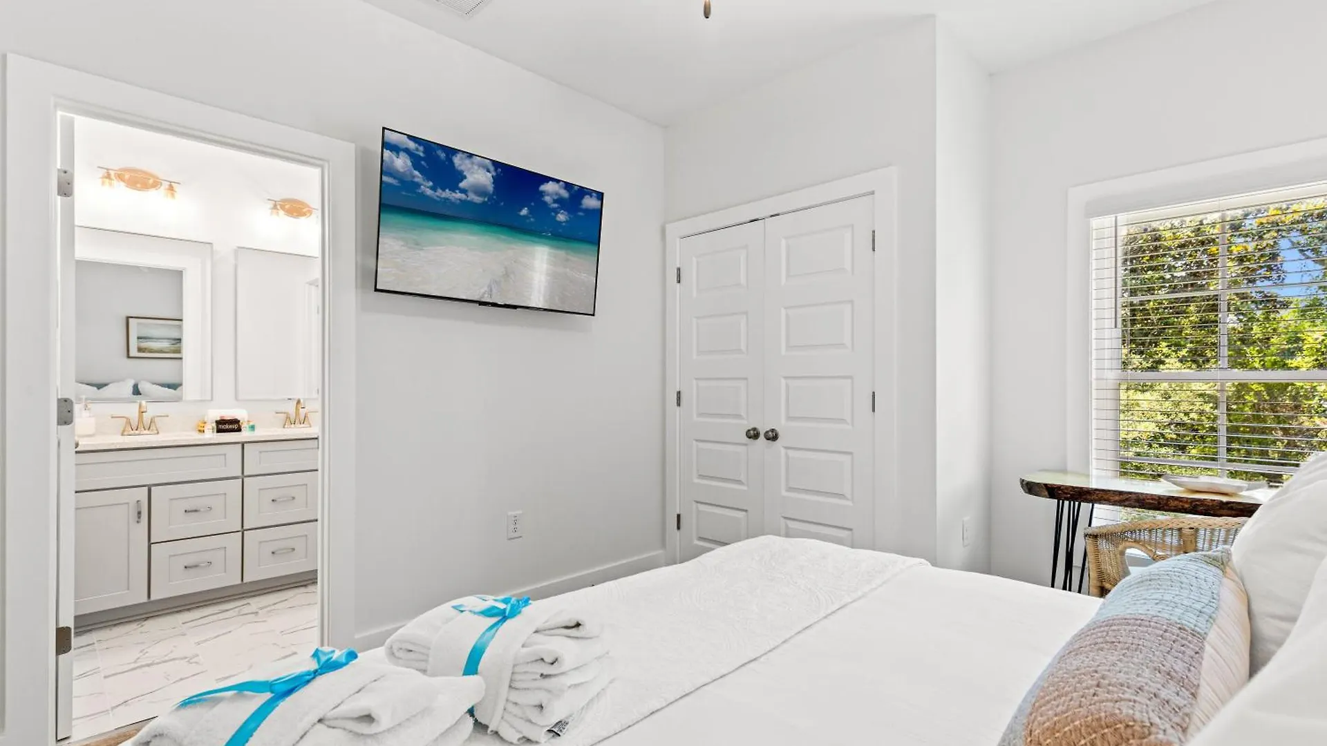 Spacious 6Br Beach Home Sleeps 15 - Relax & Reconnect At Coastal Breeze パナマシティービーチ 0*,  米国